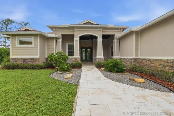 13063 Raymond Drive, Loxahatchee Groves, FL 33470