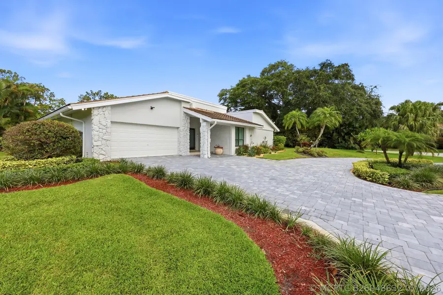 624 W Lakewoode Circle W, Delray Beach, FL 33445 - #2