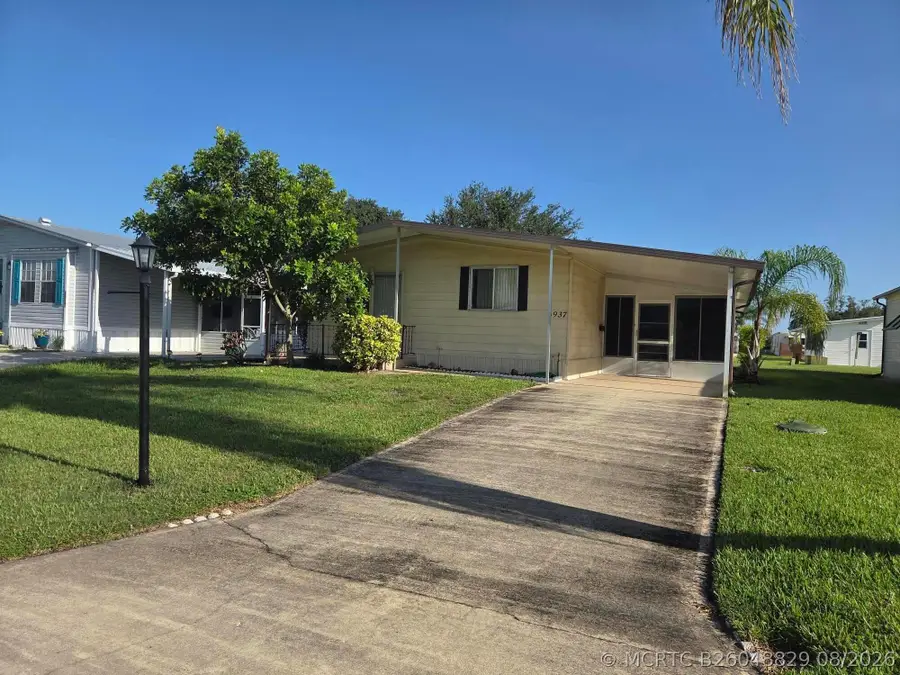 6937 SE Delegate Street, Hobe Sound, FL 33455 - #2