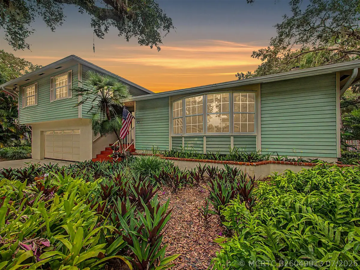 14 Emarita Way, Sewalls Point, FL 34996 - #1