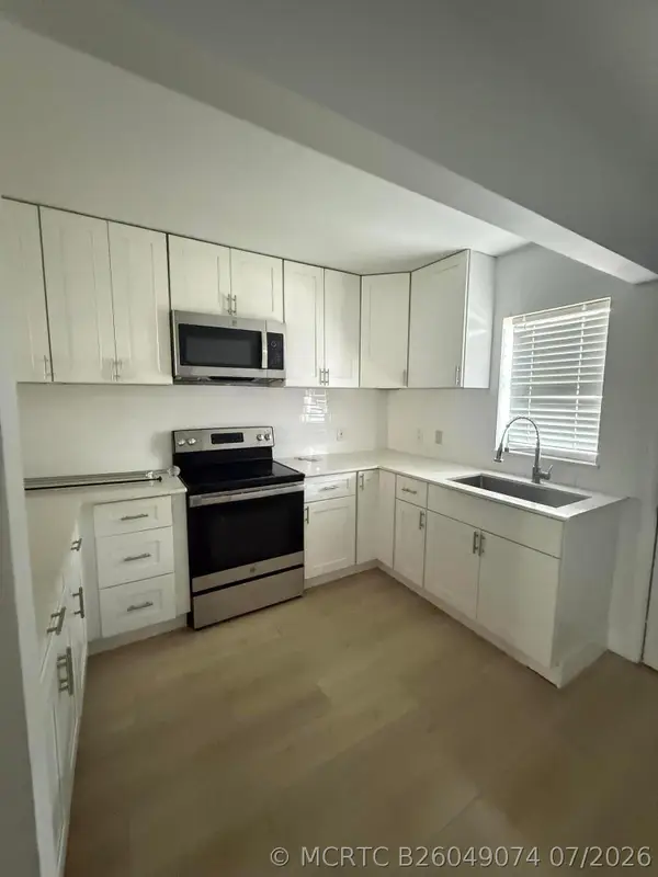 605 Ixoria #4, Fort Pierce, FL 34982