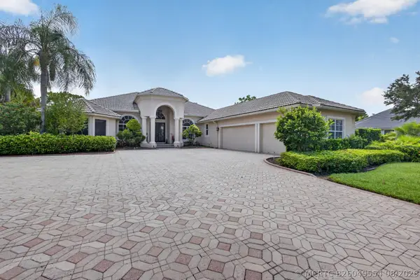8055 Woodsmuir Drive, West Palm Beach, FL 33412