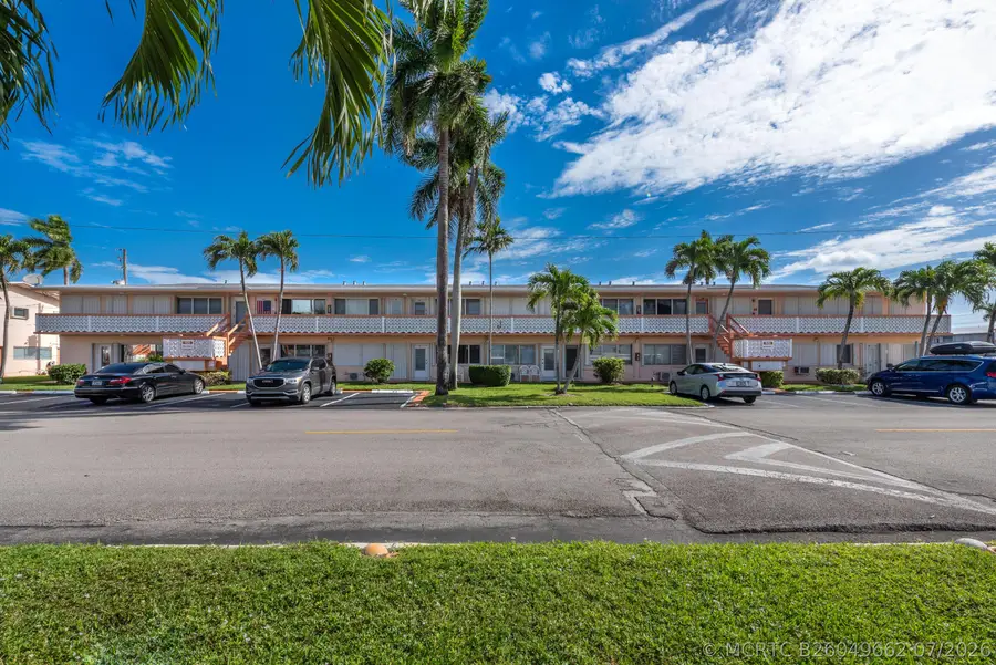 925 SW 11th Avenue #3j, Hallandale, FL 33009 - #2
