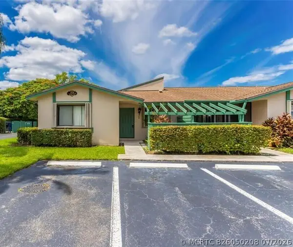 454 Lakeview Drive #1, Weston, FL 33326
