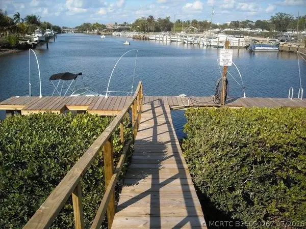 725 Hummingbird Way #210, North Palm Beach, FL 33408