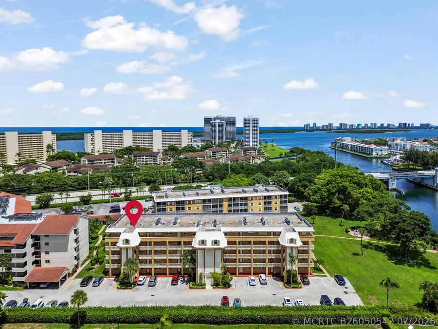 308 Golfview Road #101, North Palm Beach, FL 33408 - #2