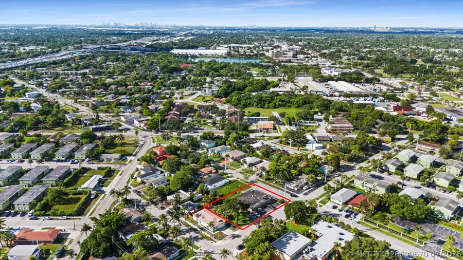 880 NW 25th Avenue, Fort Lauderdale, FL 33311 - #3