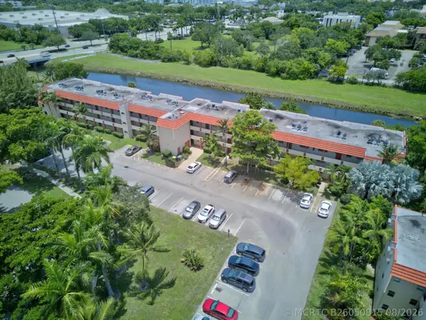 8101 N Sunrise Lakes Drive N #112, Sunrise, FL 33322