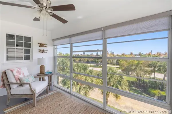 Address Withheld By Seller, Vero Beach, FL 32960