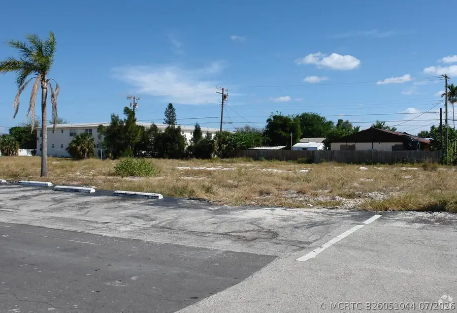 1122 S J Street, Lake Worth Beach, FL 33460 - #2