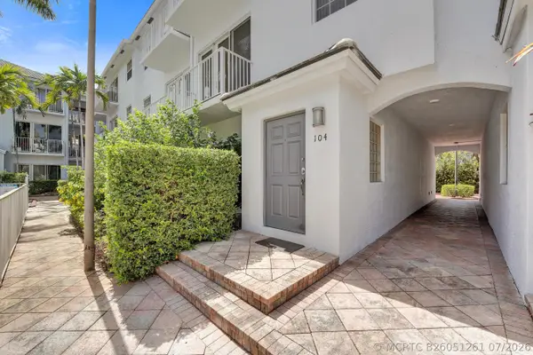 2725 NE 8th Avenue #104, Wilton Manors, FL 33334