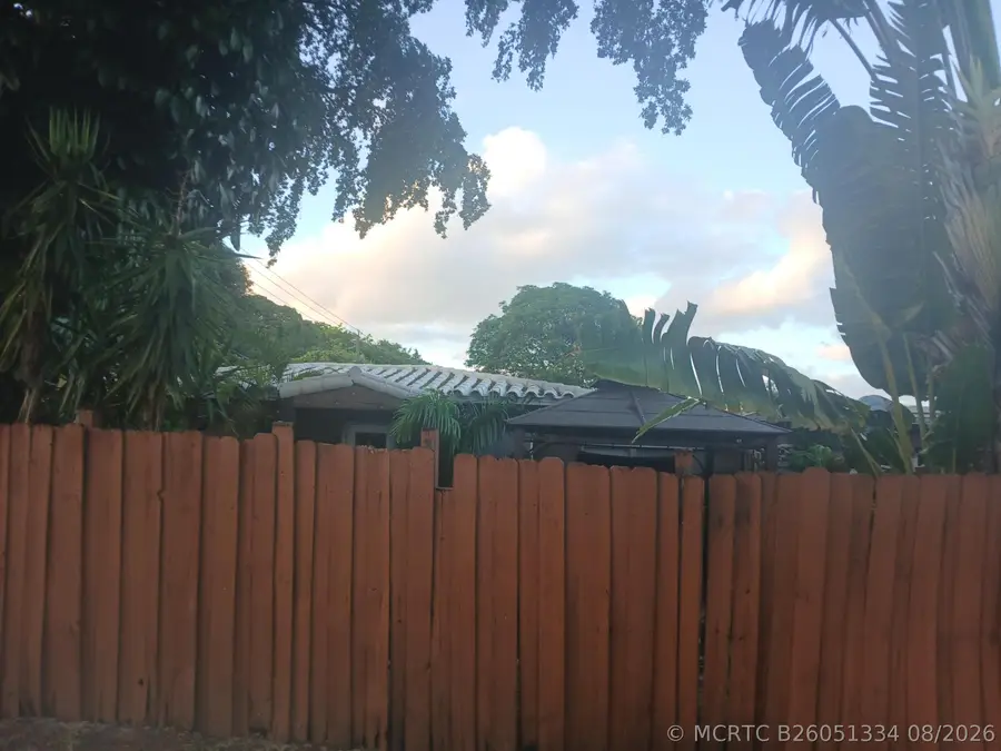 Address Withheld By Seller, Fort Lauderdale, FL 33315 - #2