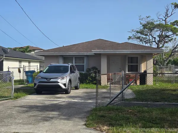 140 NE 8th Avenue, Boynton Beach, FL 33435