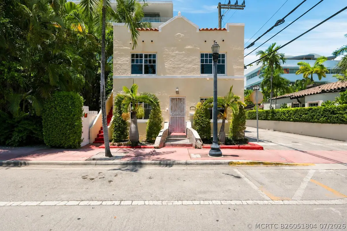 927 4th Street, Miami, FL 33130 - #1
