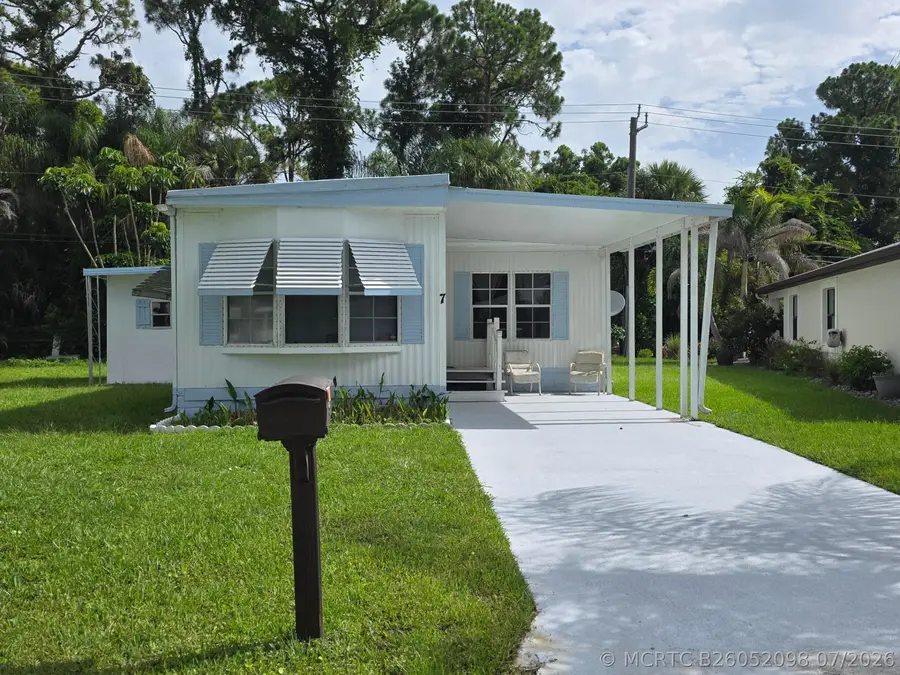7 Quintana Roo Lane, Port Saint Lucie, FL 34952 - #2