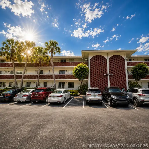 2050 NE 39th Street #W312, Lighthouse Point, FL 33064