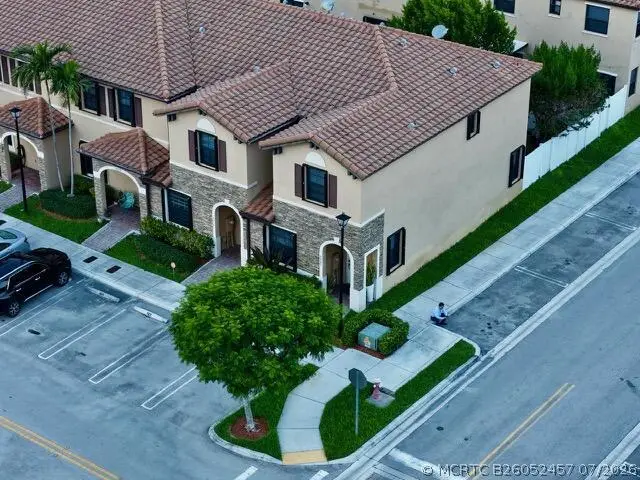 9207 W 33rd Lane, Hialeah, FL 33018 - #3