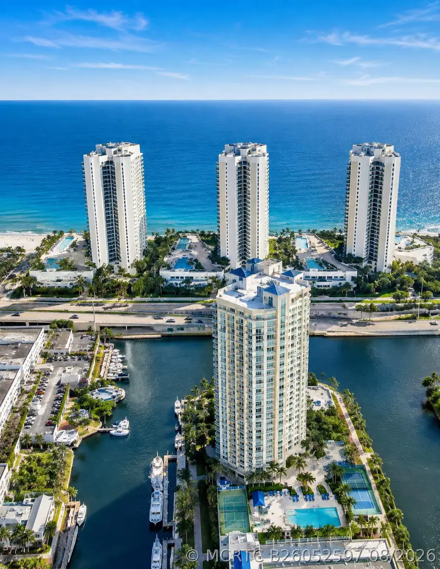 16425 Collins Avenue #818, Sunny Isles Beach, FL 33160 - #3
