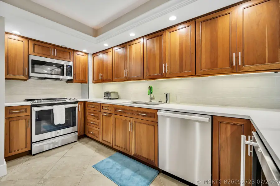 3200 Port Royale Drive N #902, Fort Lauderdale, FL 33308 - #3