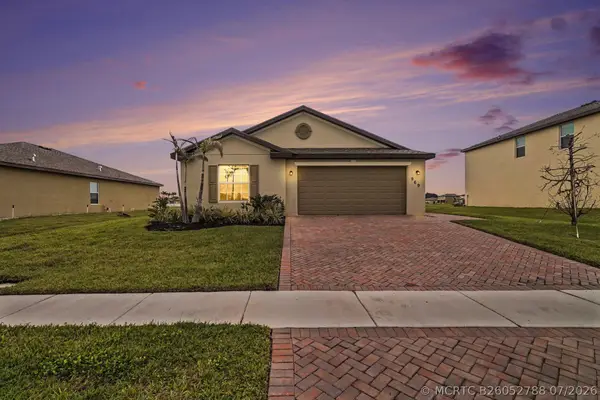 969 Bent Creek Drive, Fort Pierce, FL 34947