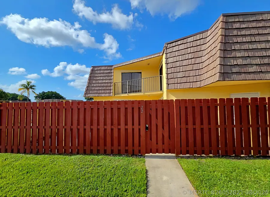 22 Springdale Circle, Palm Springs, FL 33461 - #2