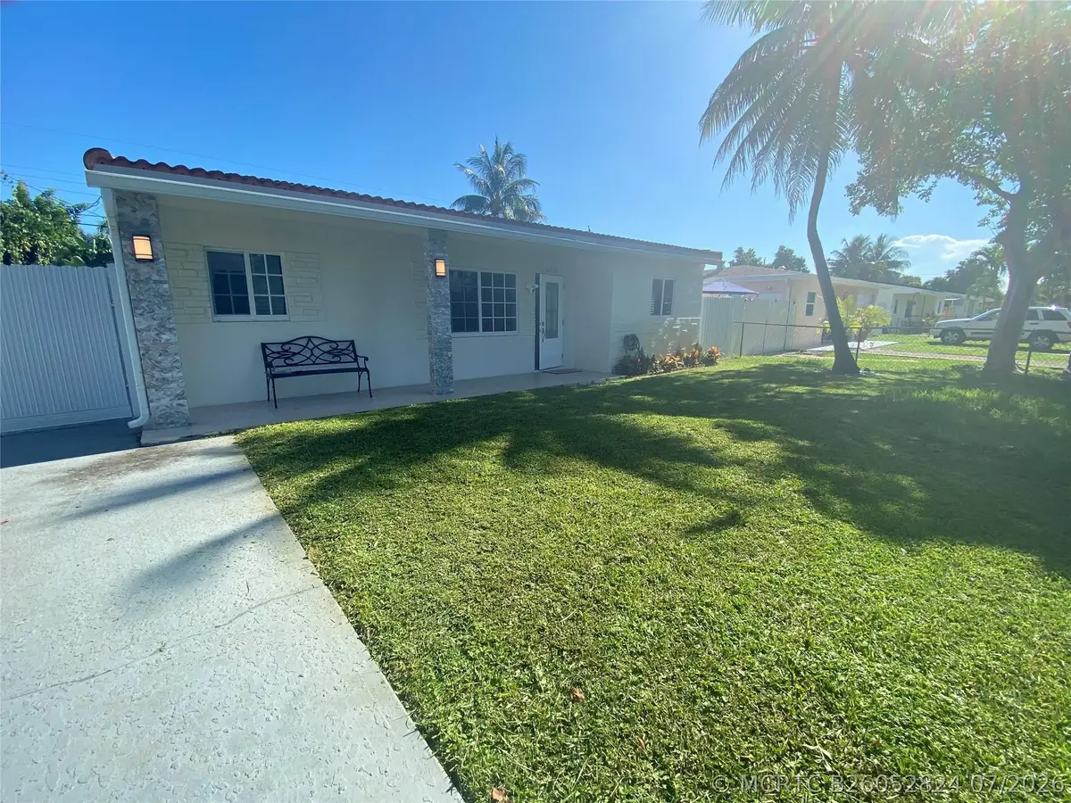 6325 Grant Court, Hollywood, FL 33024 - #1