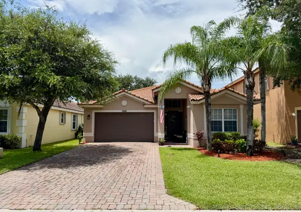 4886 SE Askew Avenue, Stuart, FL 34997