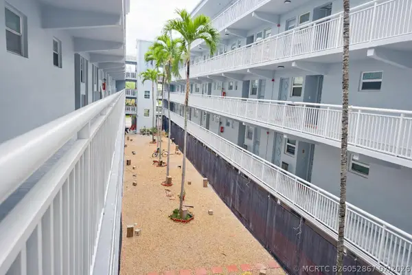215 SE 3rd Avenue #306D, Hallandale Beach, FL 33009