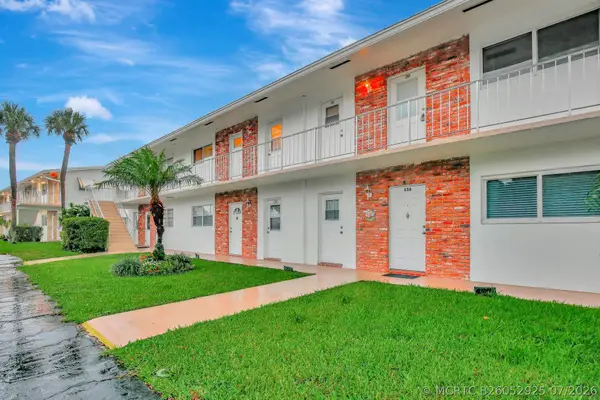 2650 W Golf Boulevard #255, Pompano Beach, FL 33064