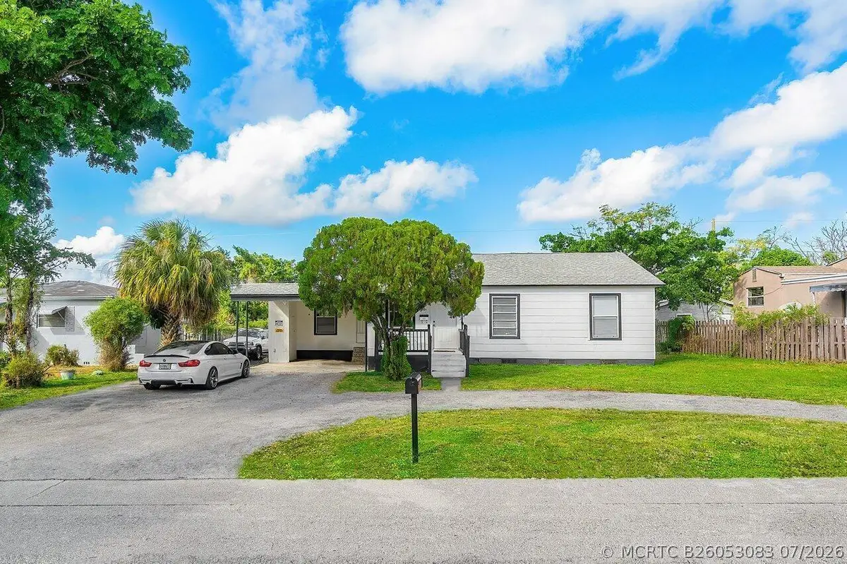 921 43rd Street, West Palm Beach, FL 33407 - #1