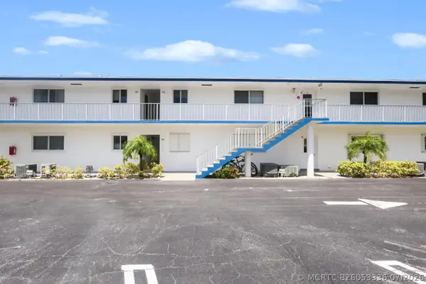 11 Garden Street #206T, Tequesta, FL 33469