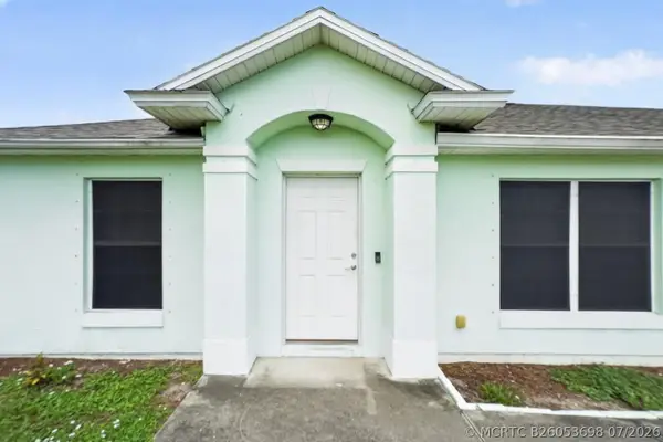 7816 100th Avenue, Vero Beach, FL 32967