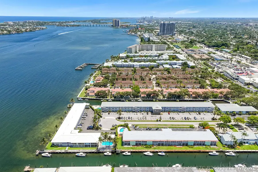 117 Lehane Terrace #211, North Palm Beach, FL 33408 - #2