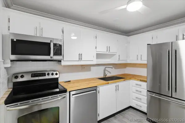 6301 N University Drive #206, Tamarac, FL 33321
