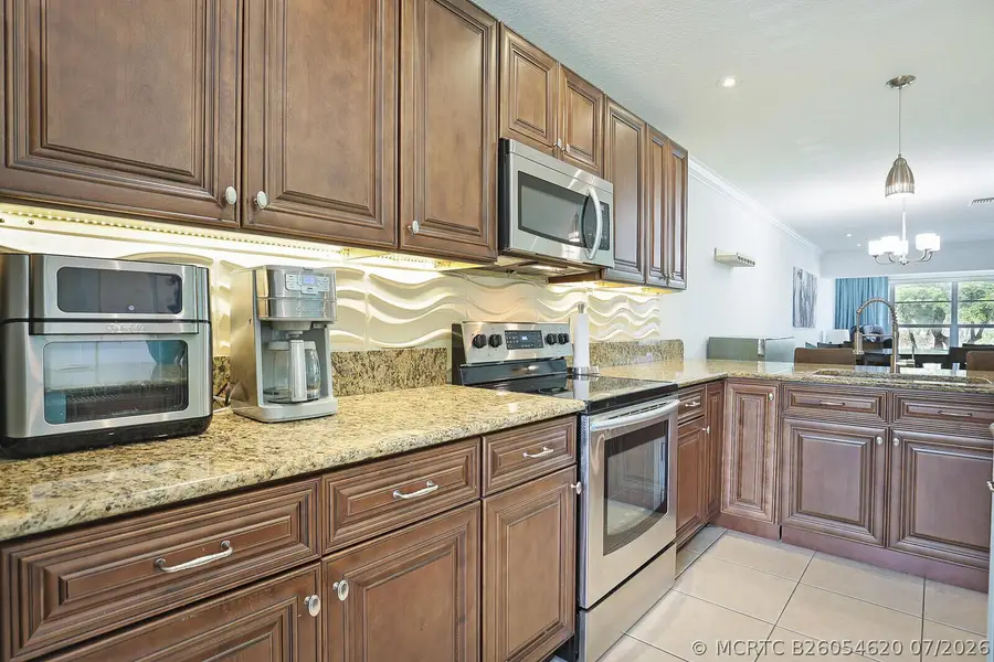 1141 Calamondin Terrace #202, Delray Beach, FL 33445 - #2