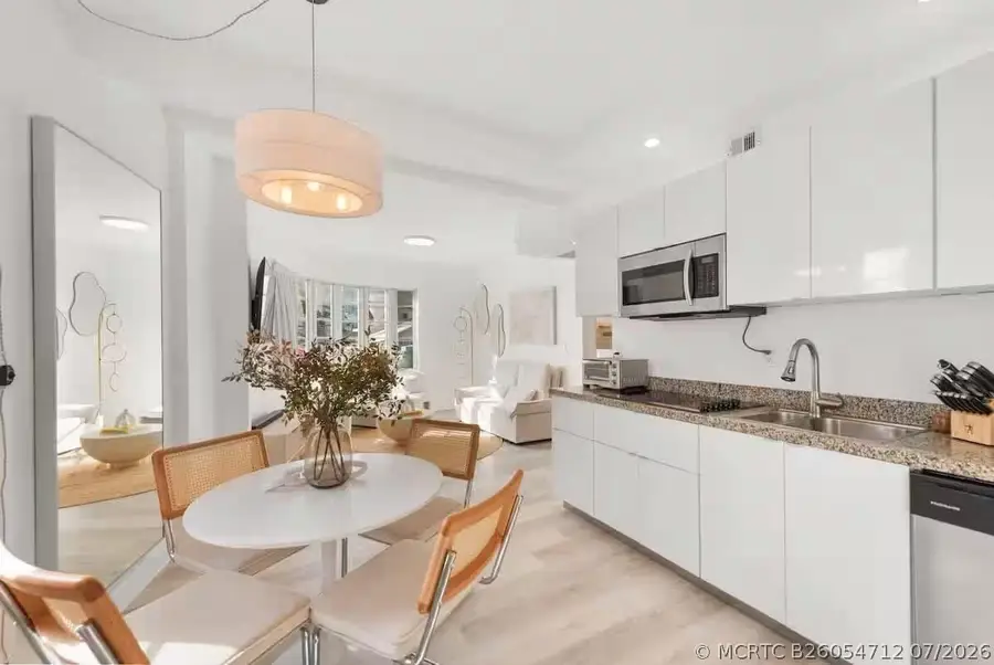 530 Ocean Drive, Miami Beach, FL 33139 - #3