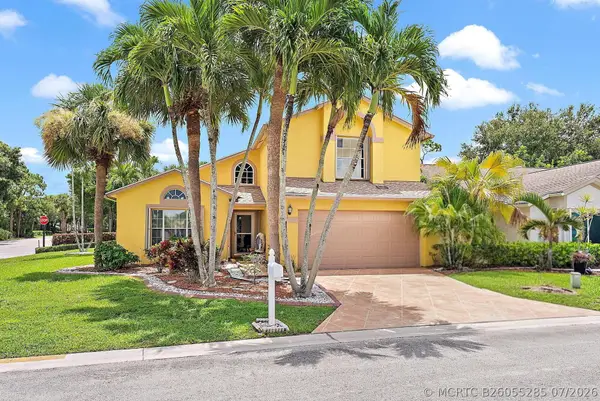 119 Hammocks Drive, Greenacres, FL 33413