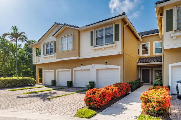 1560 SE Sheffield Terrace #102, Stuart, FL 34994