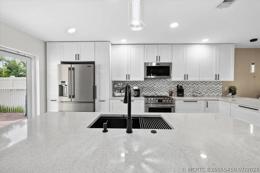 3367 Commodore Court, West Palm Beach, FL 33411 - #2