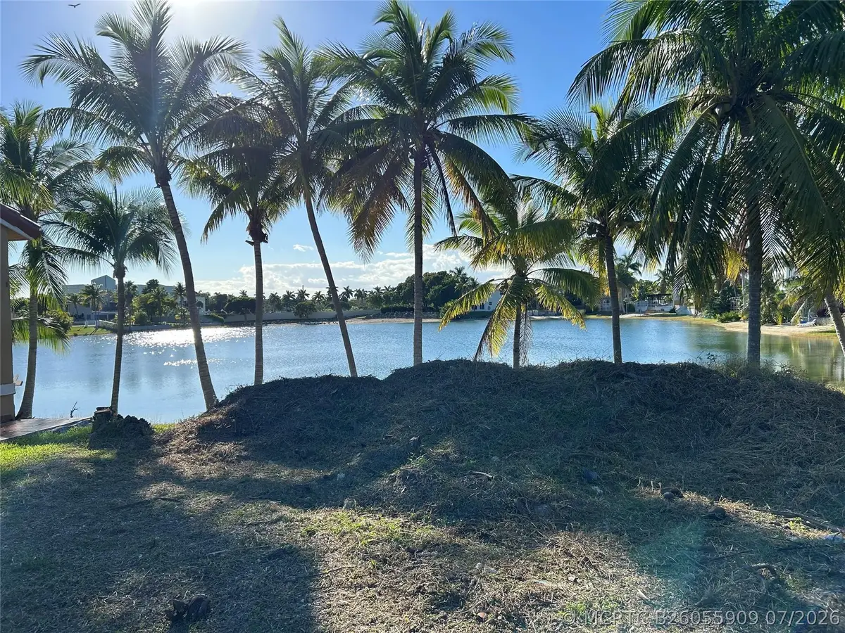 20826 SW 85th Place, Cutler Bay, FL 33189 - #1
