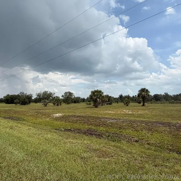 18514 260th Street, Okeechobee, FL 34972