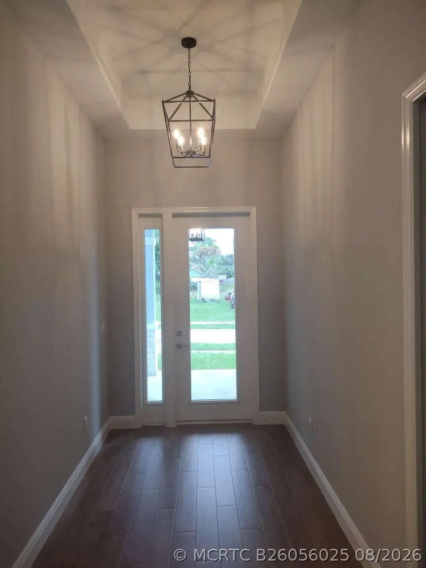 662 NE Waverly Terrace, Jensen Beach, FL 34957 - #3