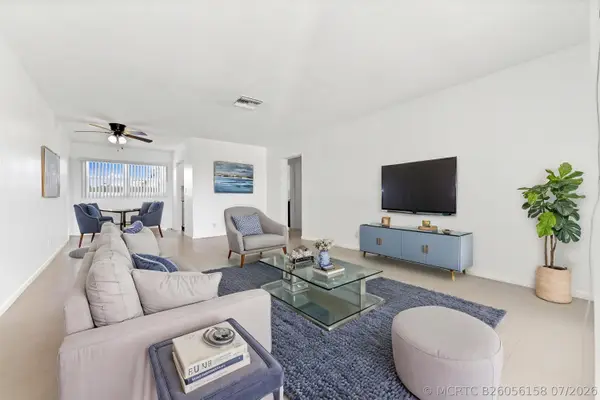 2755 NE 28th Avenue #F-1, Lighthouse Point, FL 33064