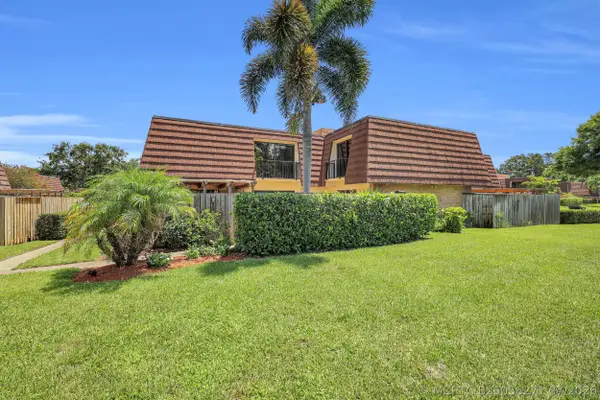 1119 11th Lane, Palm Beach Gardens, FL 33418