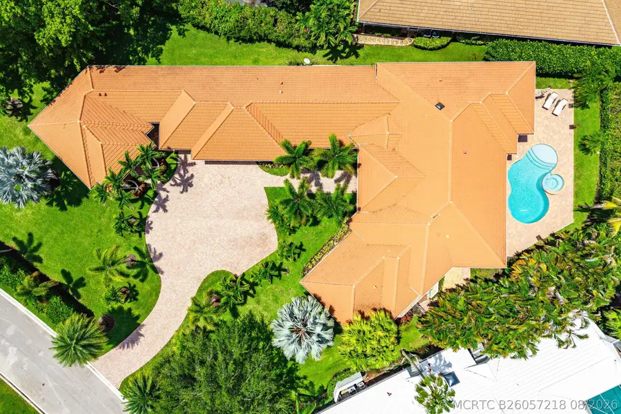 221 Thornton Drive, Palm Beach Gardens, FL 33418 - #2