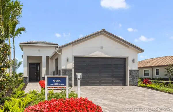 713 SE Fascino Circle, Port St Lucie, FL 34984