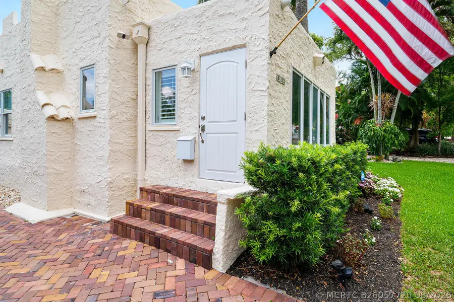 813 Avon Road, West Palm Beach, FL 33401 - #3