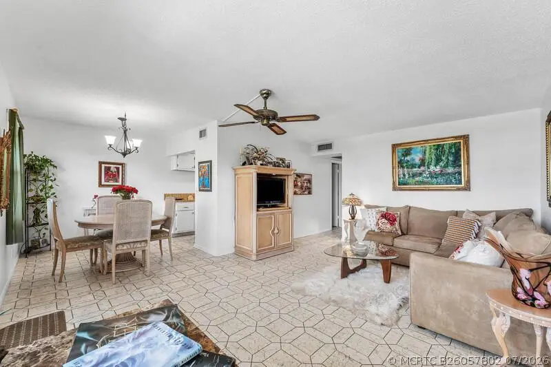 4019 Cambridge A, Deerfield Beach, FL 33442 - #3