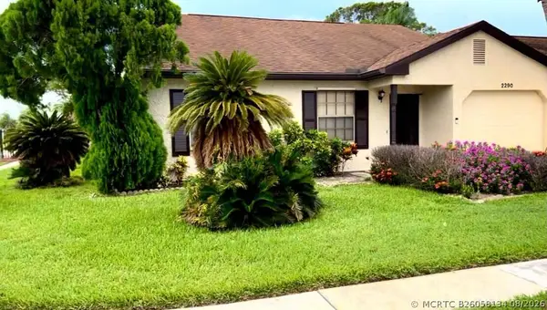 2290 SE Breckenridge Circle, Port St Lucie, FL 34952