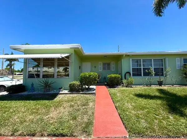 100 Pine Point Drive #A, Boynton Beach, FL 33435
